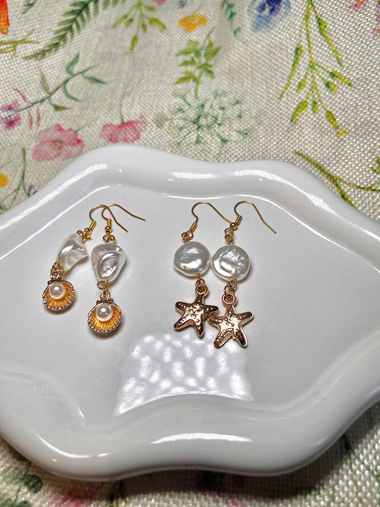 Beach charms with pearl earrings